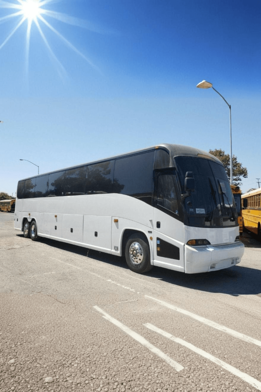 Philly Charters — Mini-coaches (24–32 passengers)